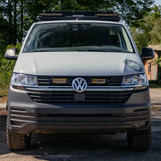VW T6.1 LED Scheinwerfer Kühlergrill-Integrationskit | Standard | ECE Zertifiziert